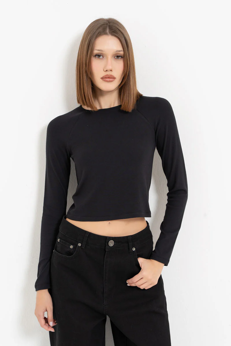 LONG SLEEVE BLACK BABY TEE
