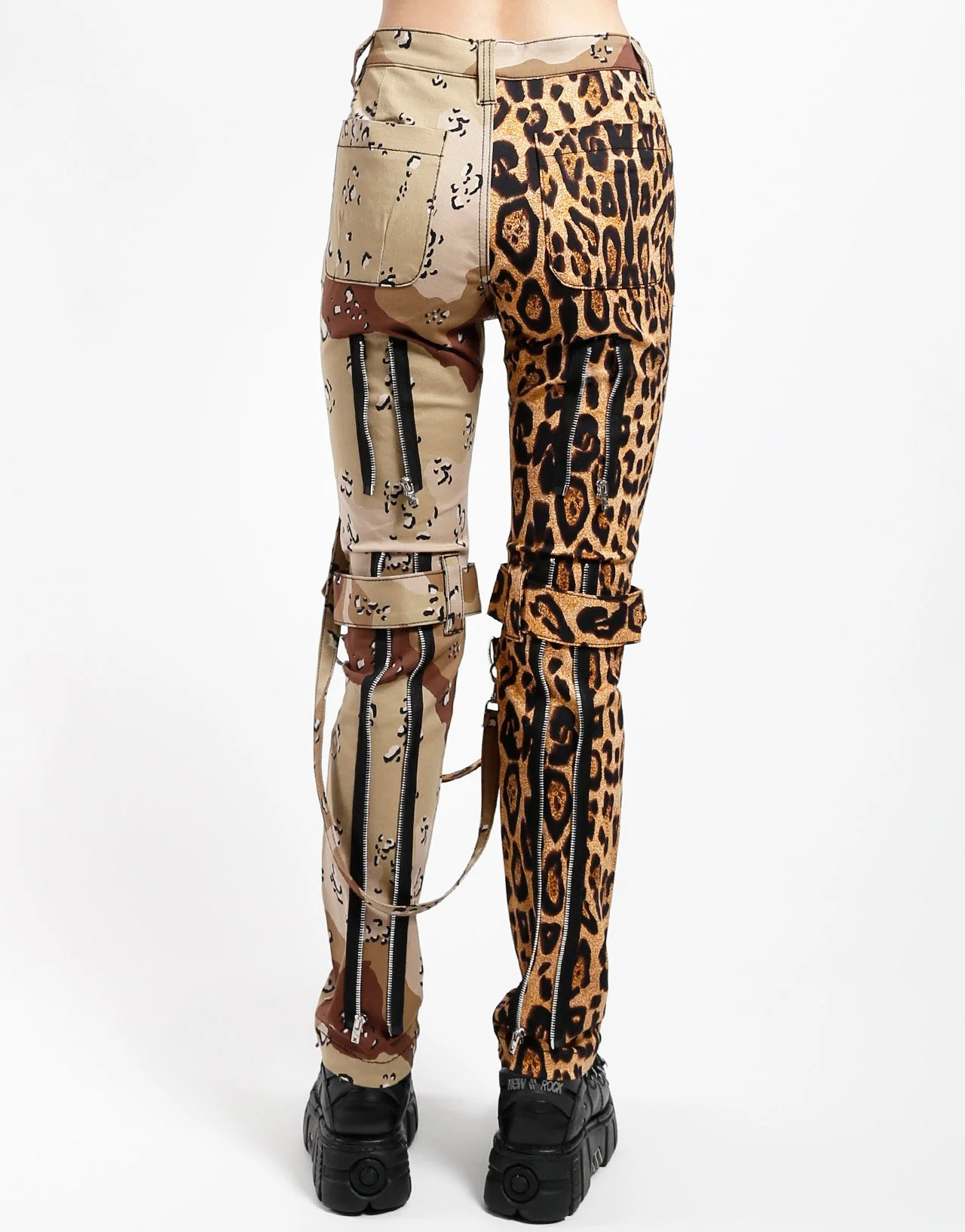 SPLIT LEG BONDAGE PANT LEOPARD AND SAND CAMO - Image 4