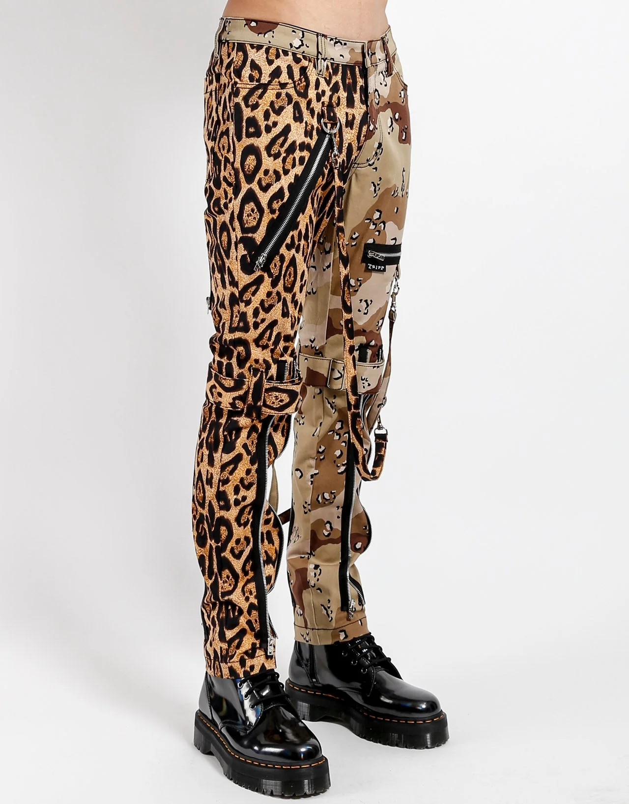 SPLIT LEG BONDAGE PANT LEOPARD AND SAND CAMO - Image 7